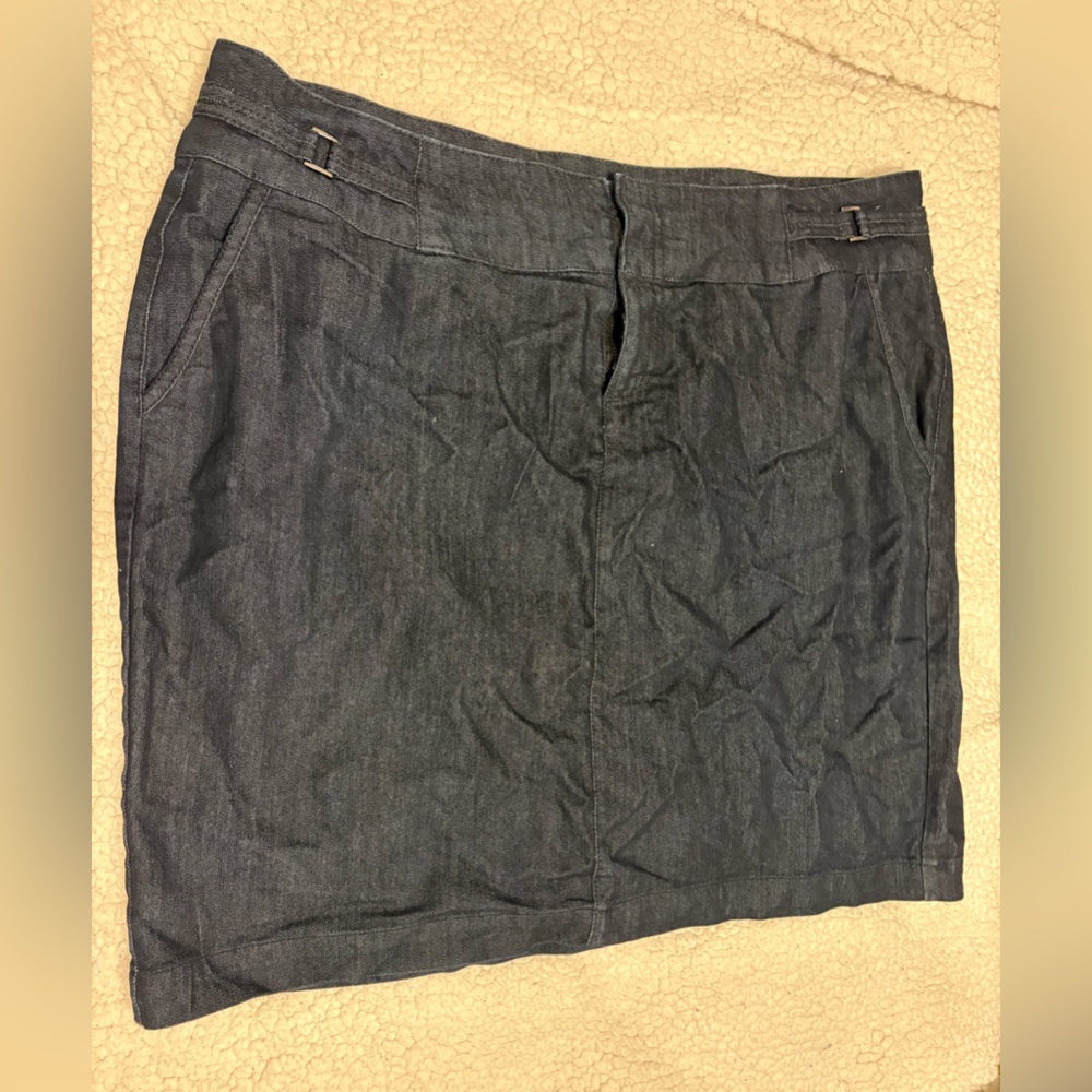 Roz & Ali Black Denim Skirt
